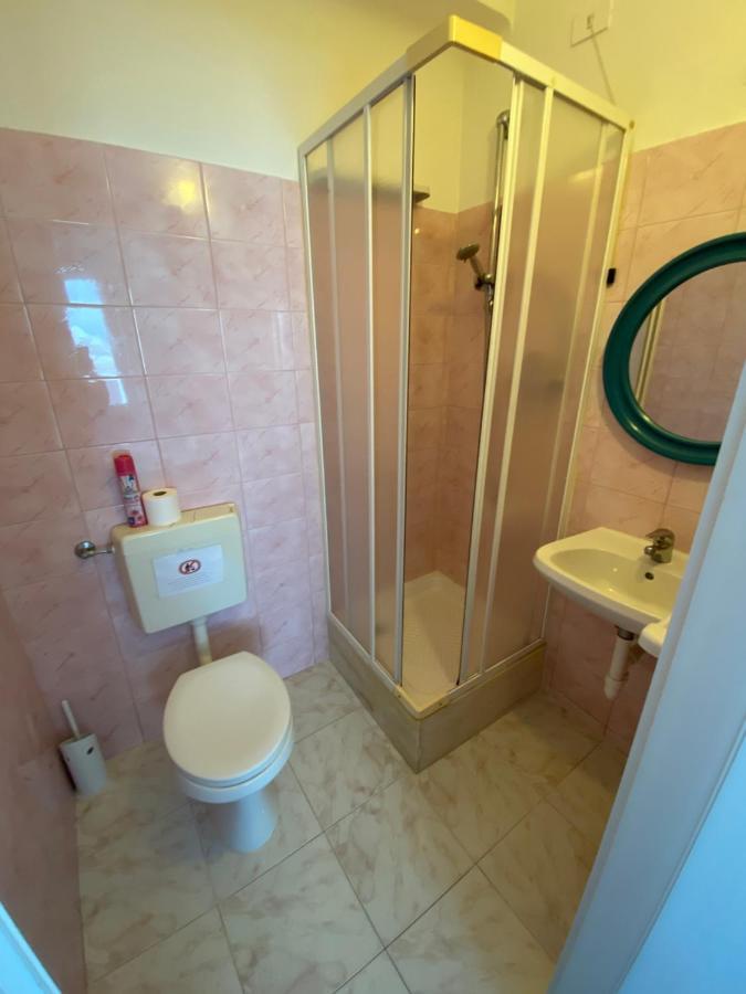 Hotel Primavera Sanremo Bagian luar foto